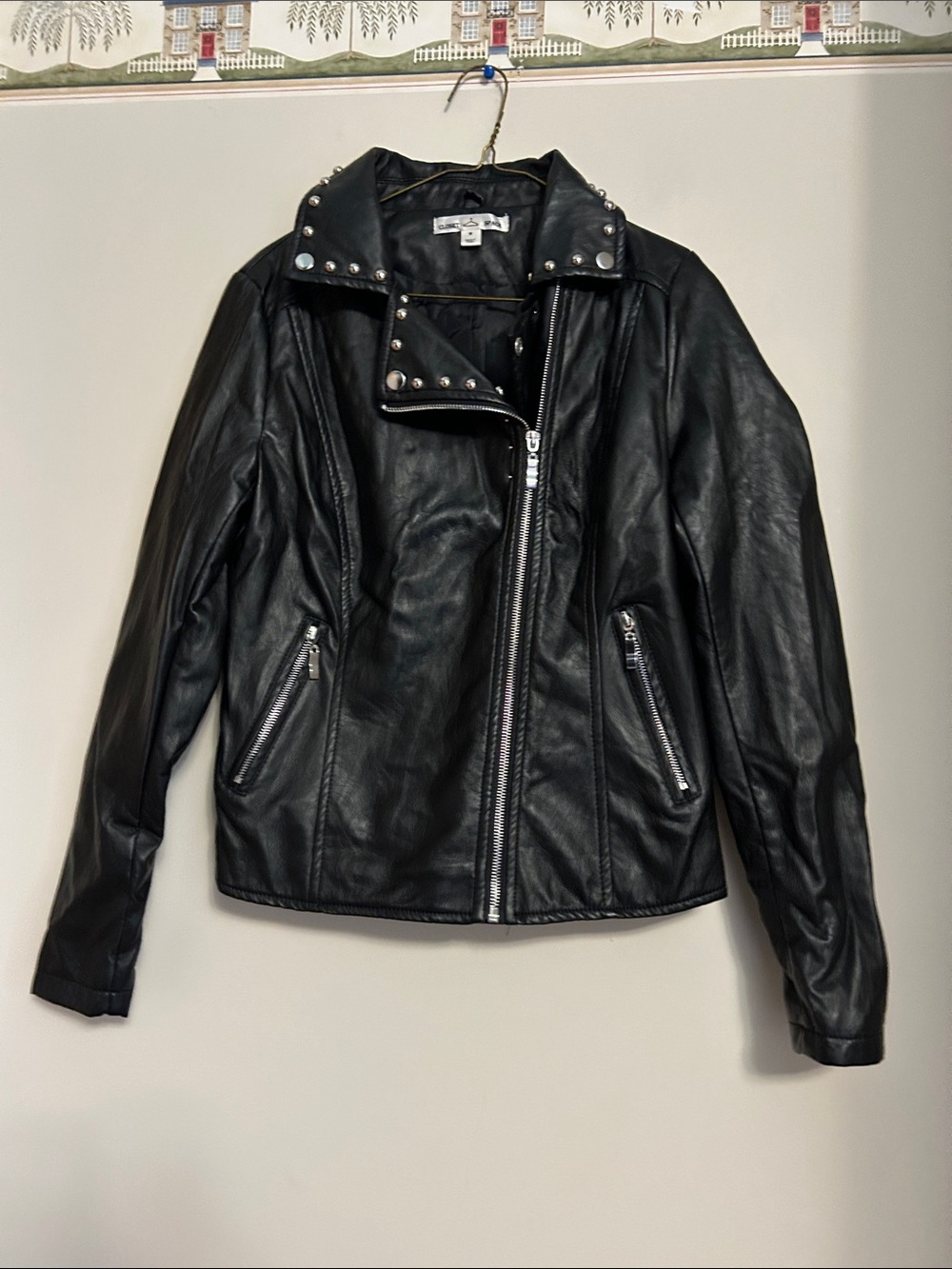 Closet Space Black Stud & Embroidered Trim Faux Leather Moto Jacket. Size M